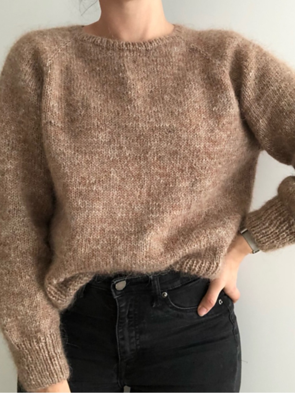 Aritzia Babaton Knit Sweater - small